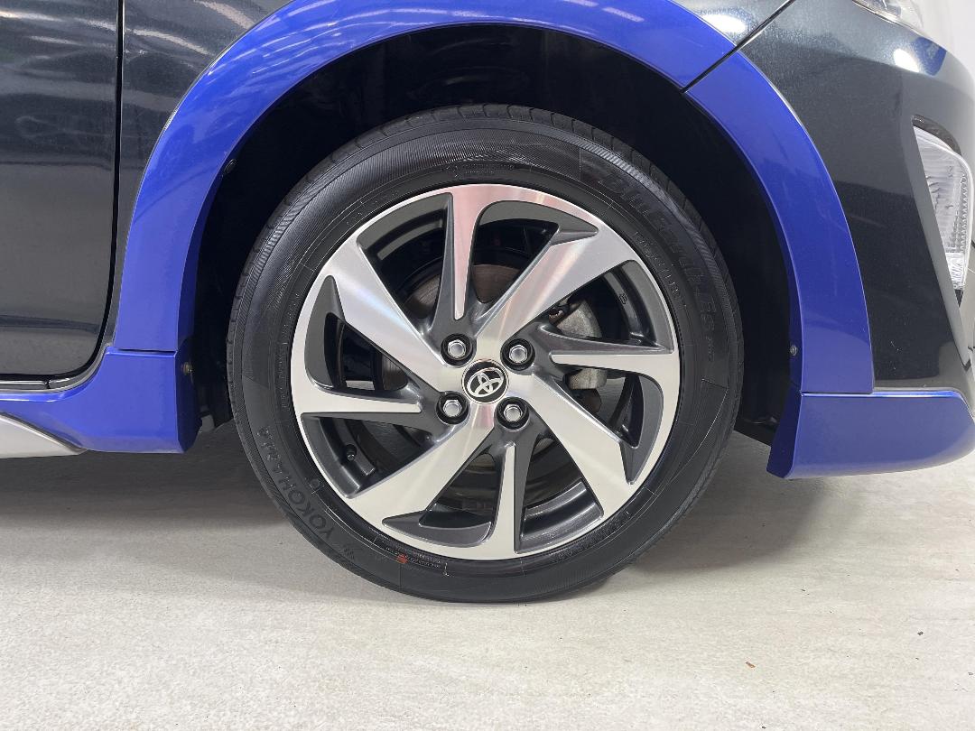 Photo '9' of Toyota Aqua