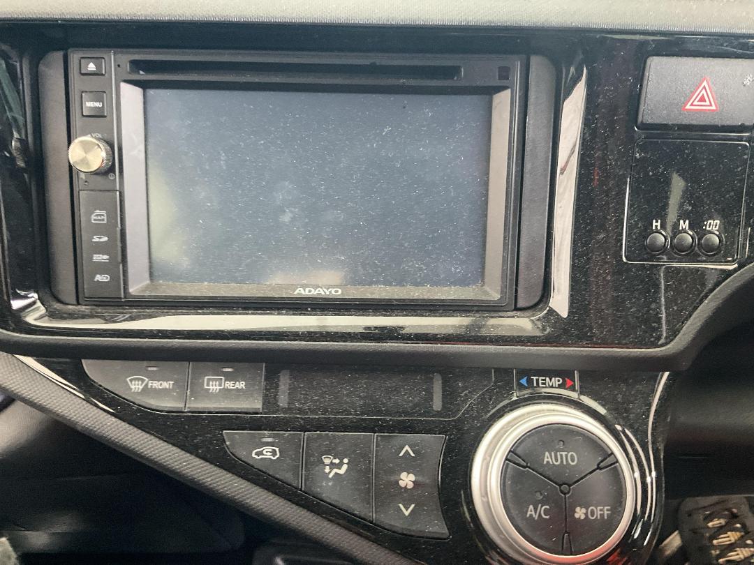 Photo '8' of Toyota Aqua