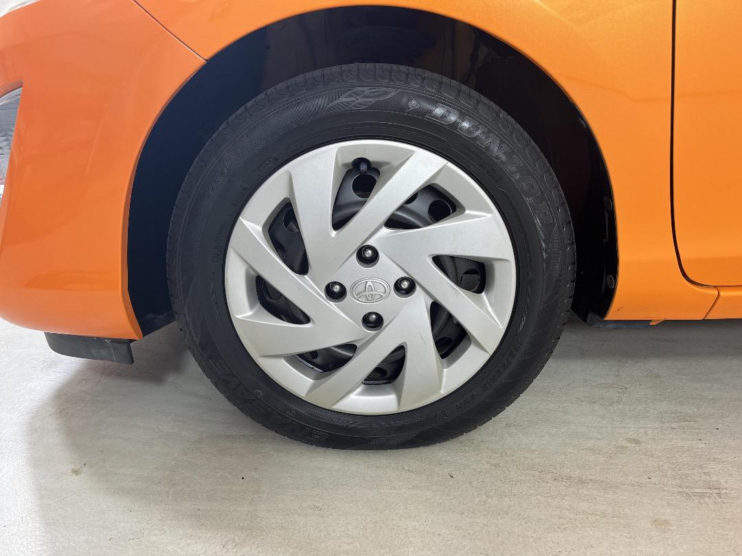 Photo '10' of Toyota Aqua