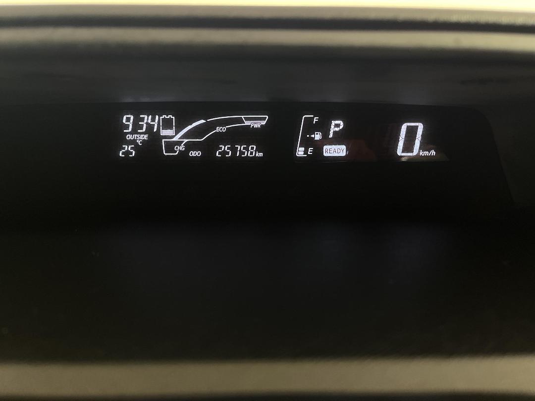 Photo '21' of Toyota Aqua