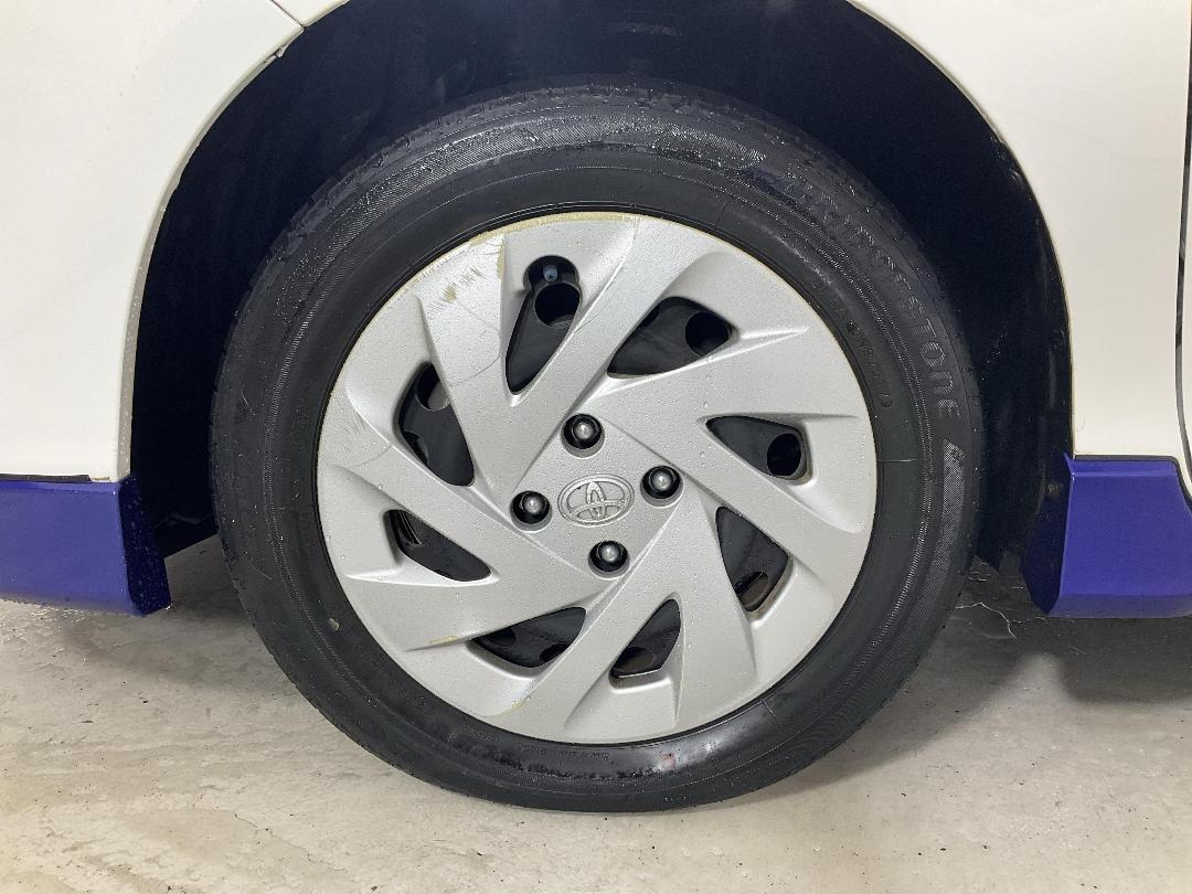 Photo '10' of Toyota Aqua