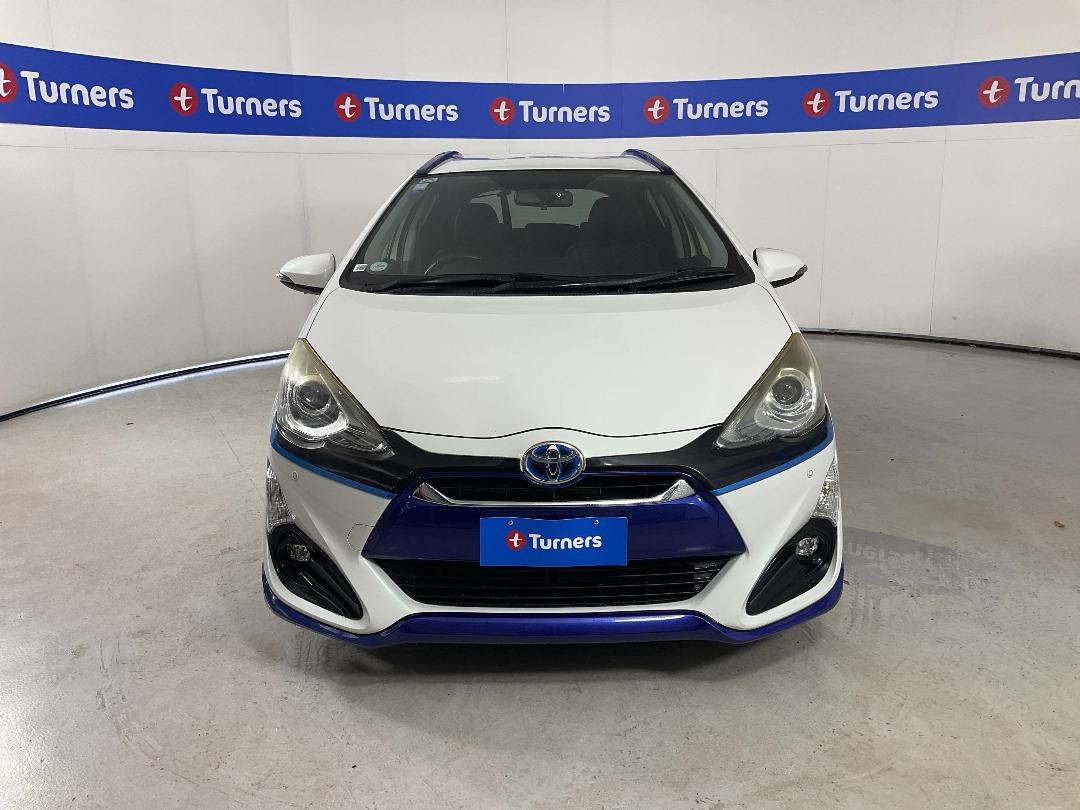 Photo '2' of Toyota Aqua