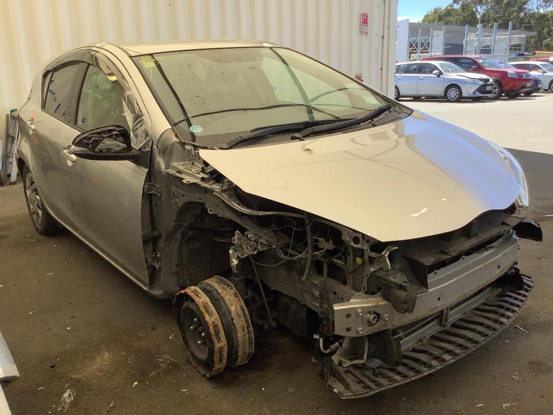 Photo '4' of Toyota Aqua Photo '4' of Toyota Aqua