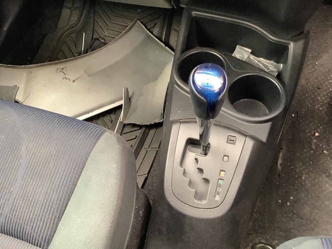 Photo '18' of Toyota Aqua Photo '18' of Toyota Aqua