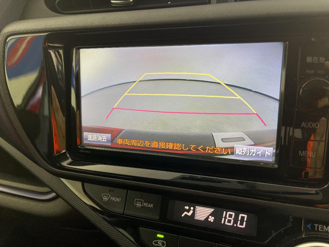 Photo '23' of Toyota Aqua