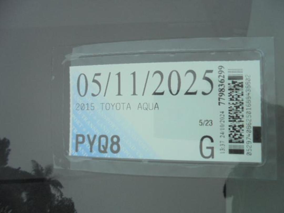 Photo '15' of Toyota Aqua