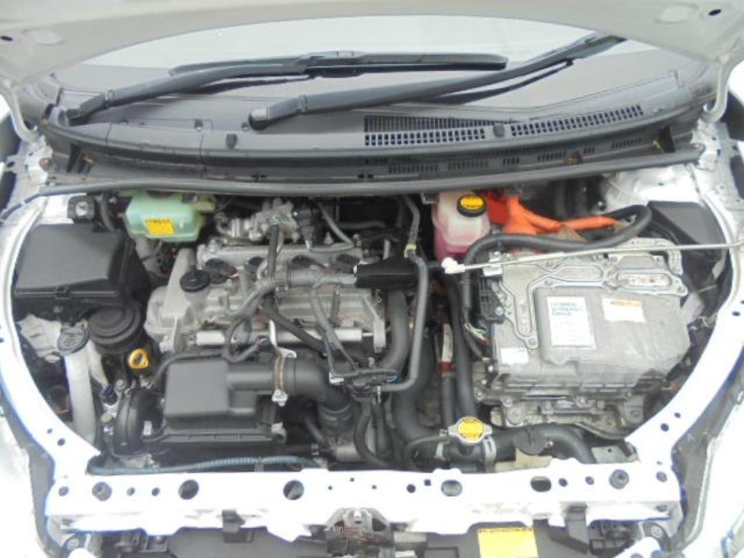 Photo '10' of Toyota Aqua