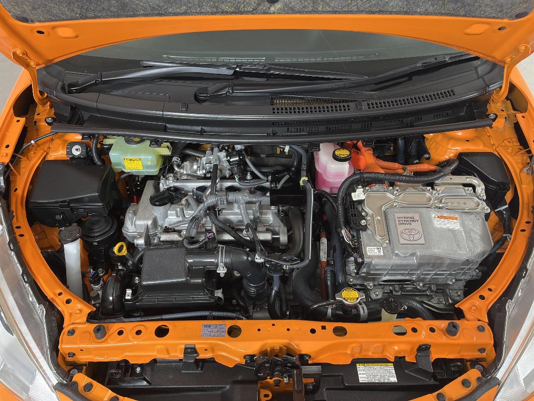 Photo '13' of Toyota Aqua