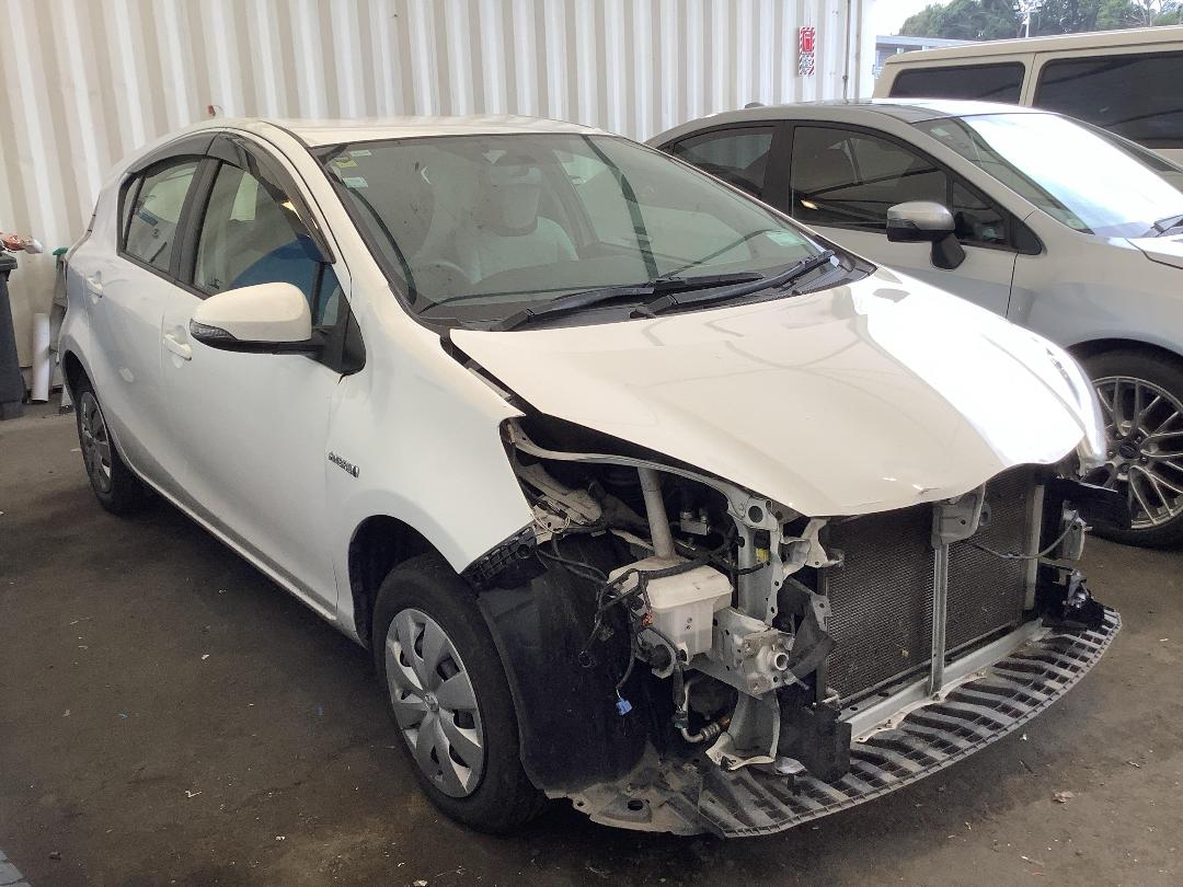 Photo '2' of Toyota Aqua