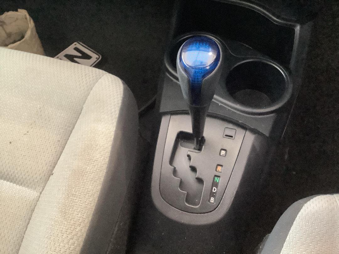 Photo '15' of Toyota Aqua