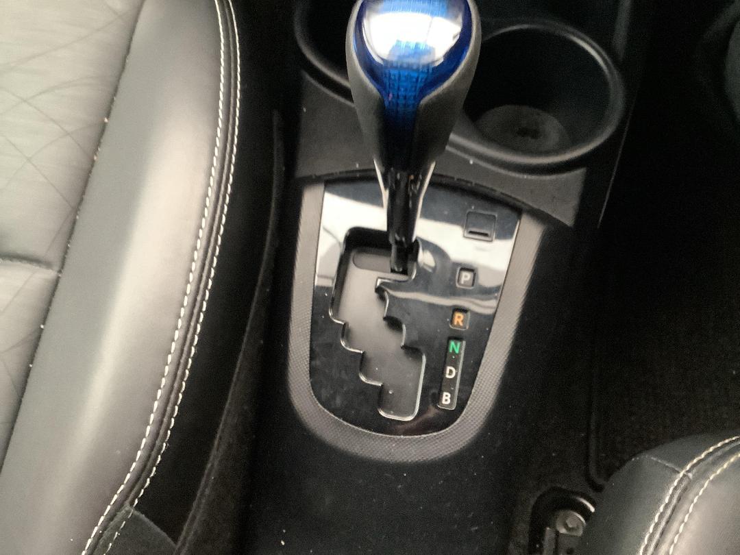 Photo '15' of Toyota Aqua Photo '15' of Toyota Aqua