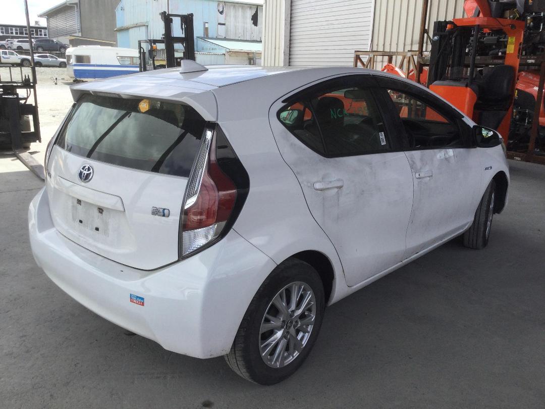 Photo '7' of Toyota Aqua Hybrid Photo '7' of Toyota Aqua Hybrid