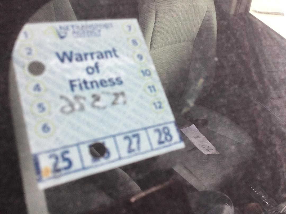 Photo '16' of Toyota Aqua Hybrid Photo '16' of Toyota Aqua Hybrid