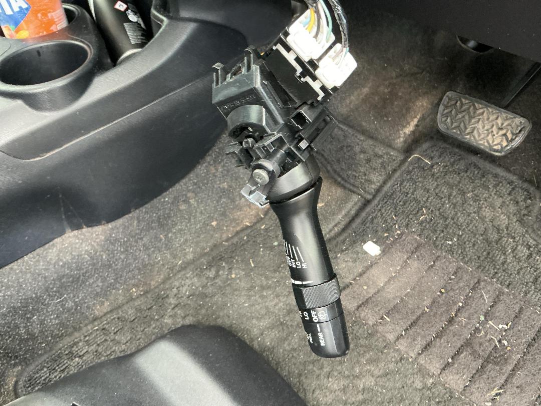 Photo '10' of Toyota Aqua Hybrid Photo '10' of Toyota Aqua Hybrid