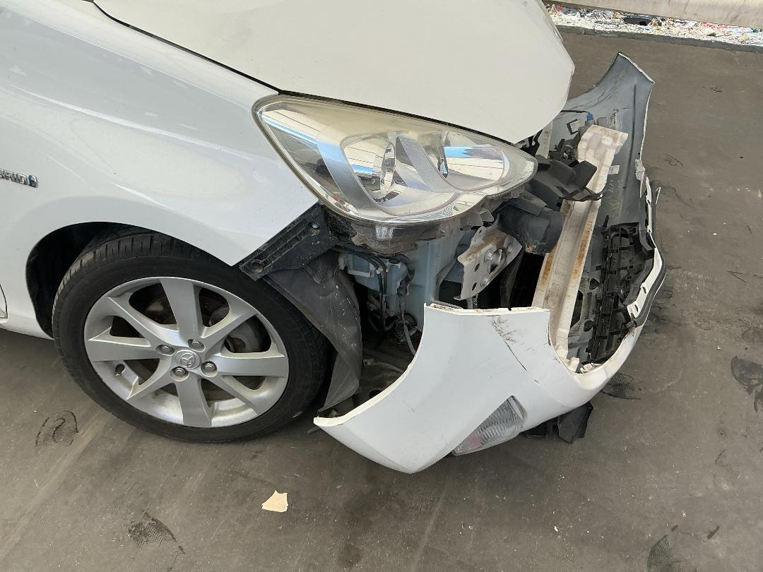 Photo '18' of Toyota Aqua Hybrid Photo '18' of Toyota Aqua Hybrid