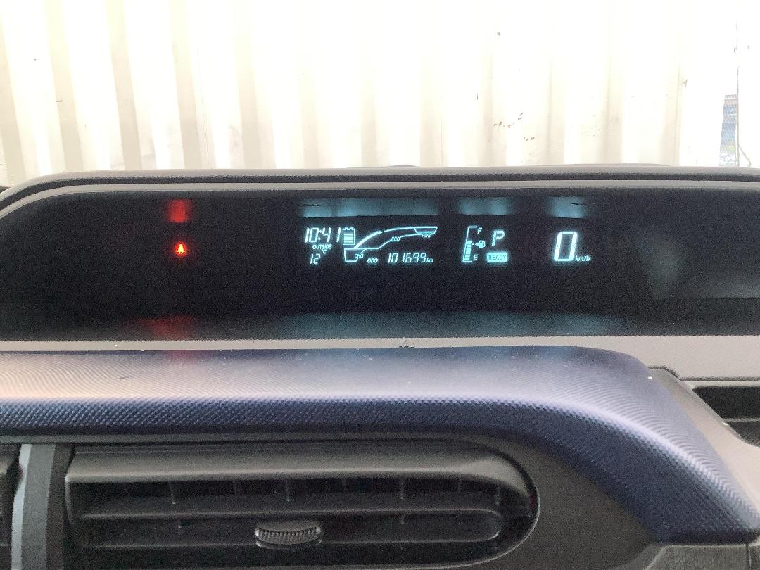 Photo '20' of Toyota Aqua Photo '20' of Toyota Aqua