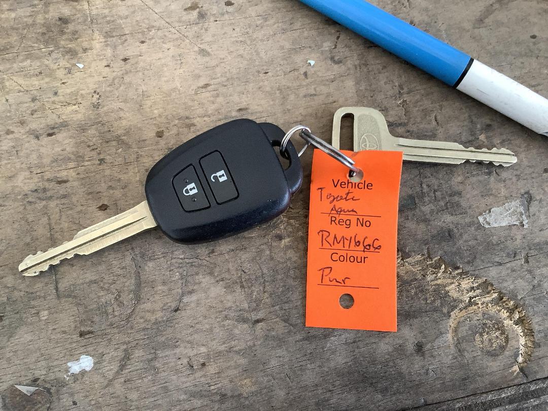 Photo '26' of Toyota Aqua Photo '26' of Toyota Aqua