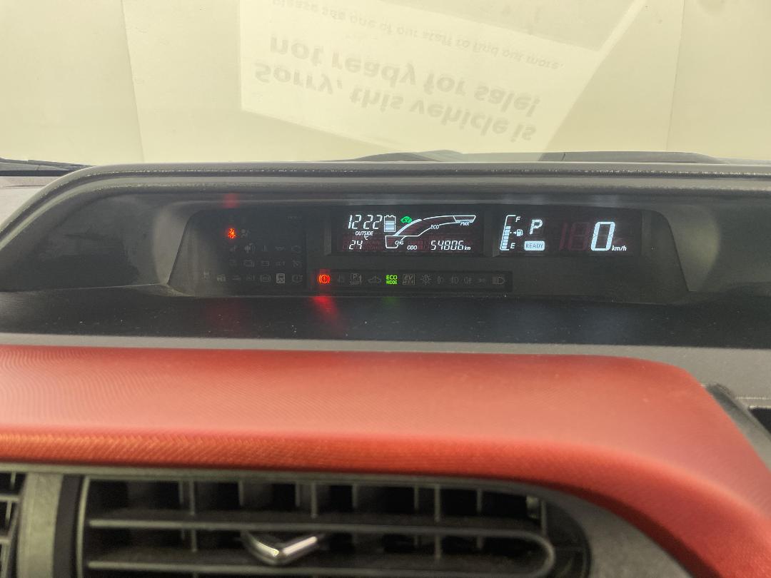 Photo '21' of Toyota Aqua