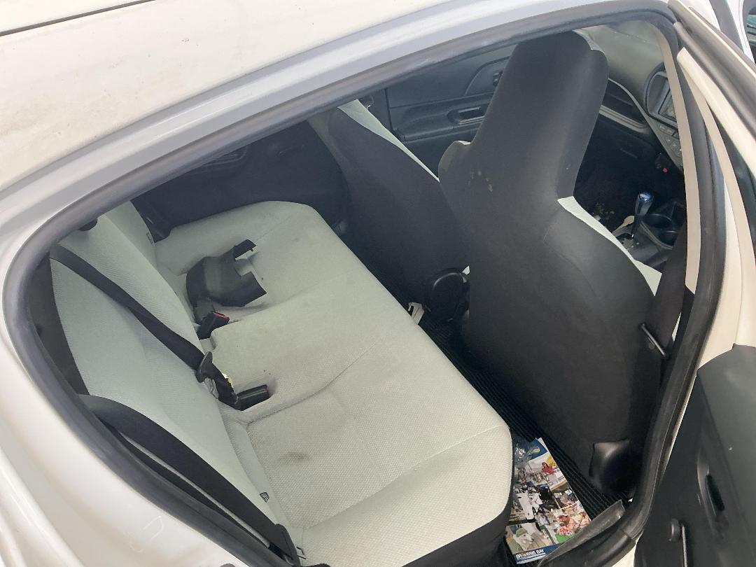 Photo '20' of Toyota Aqua Photo '20' of Toyota Aqua