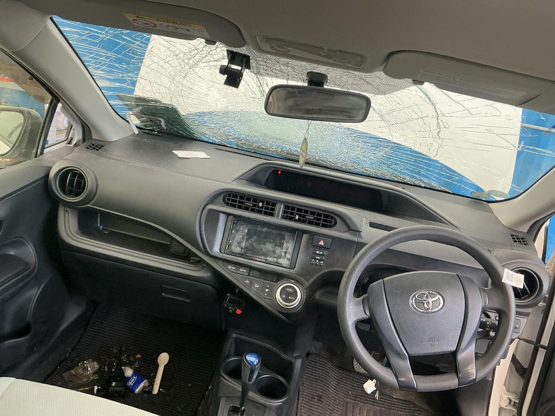 Photo '21' of Toyota Aqua Photo '21' of Toyota Aqua