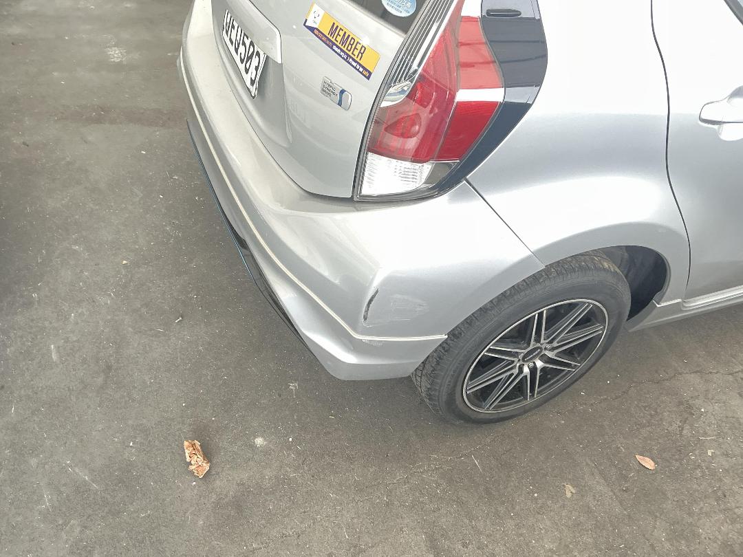 Photo '13' of Toyota Aqua Hybrid Photo '13' of Toyota Aqua Hybrid