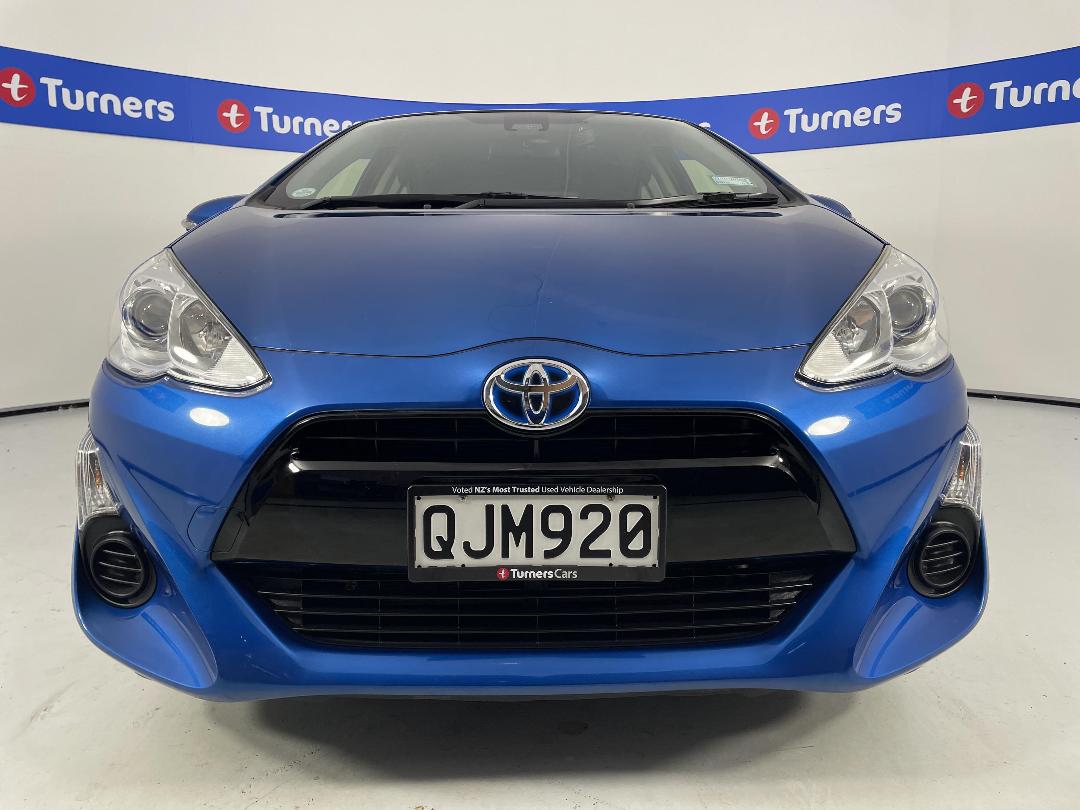 Photo '2' of Toyota Aqua