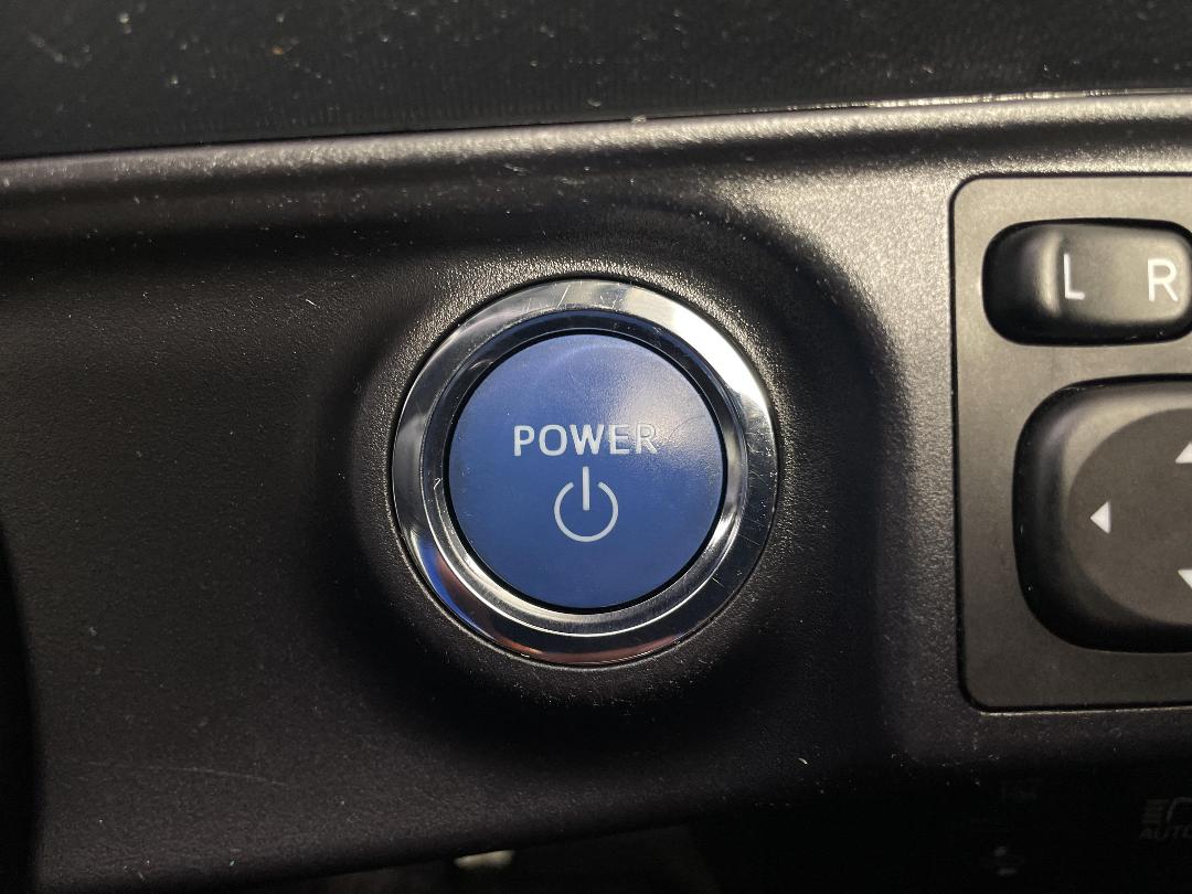 Photo '27' of Toyota Aqua