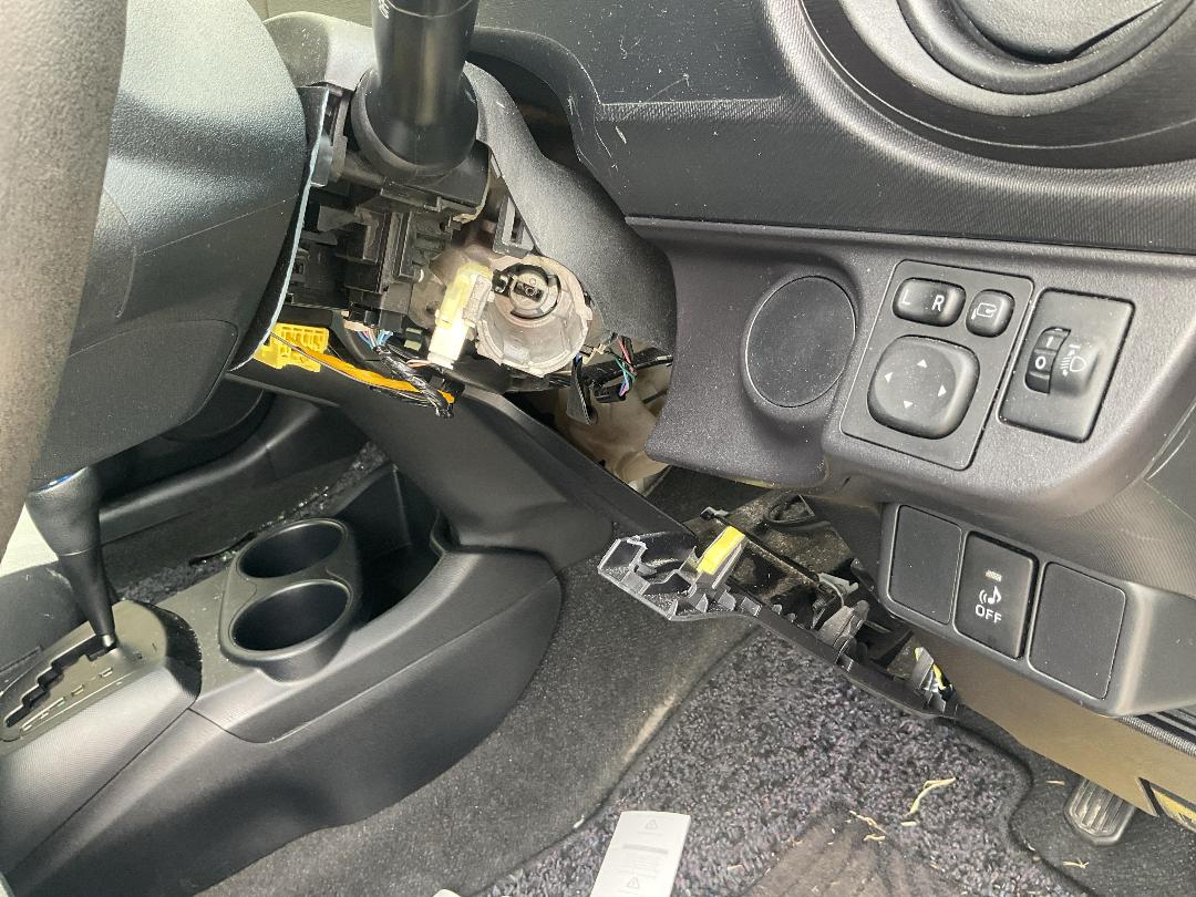 Photo '9' of Toyota Aqua Hybrid