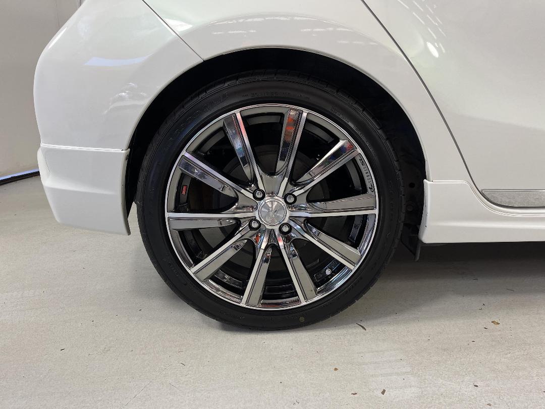 Photo '12' of Toyota Aqua