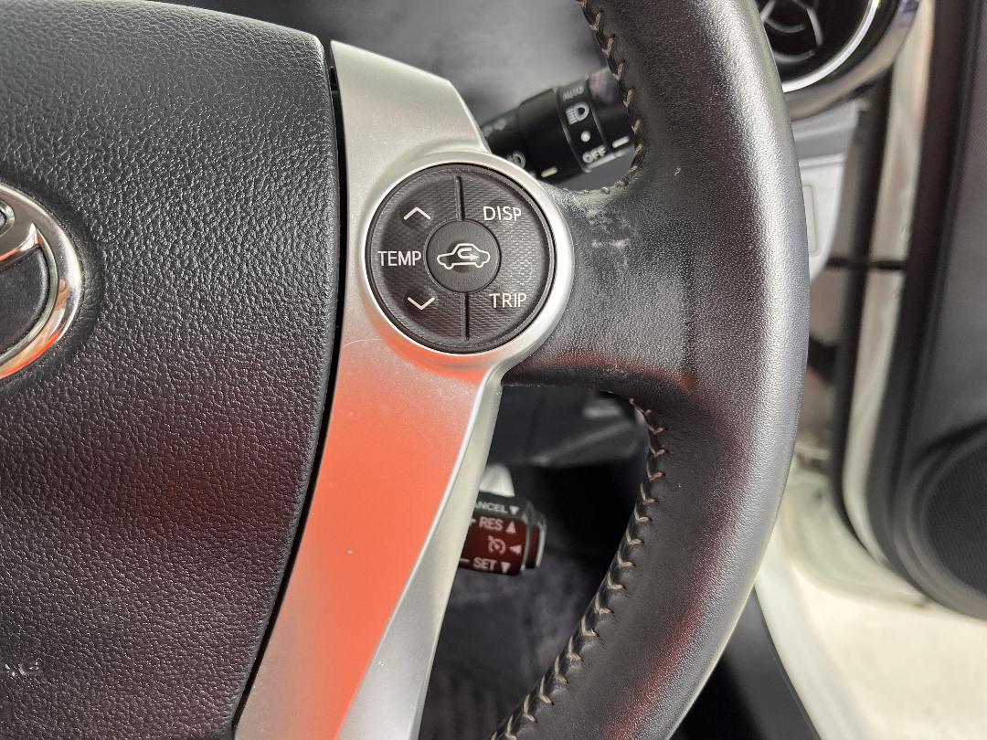 Photo '25' of Toyota Aqua