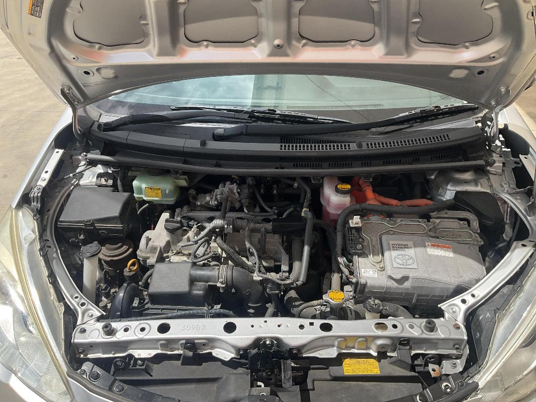 Photo '14' of Toyota Aqua Hybrid Photo '14' of Toyota Aqua Hybrid