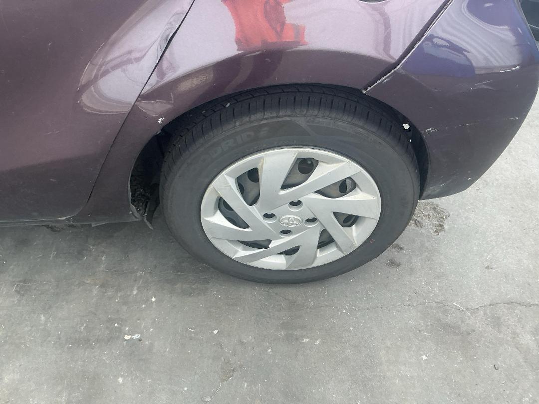 Photo '12' of Toyota Aqua Photo '12' of Toyota Aqua