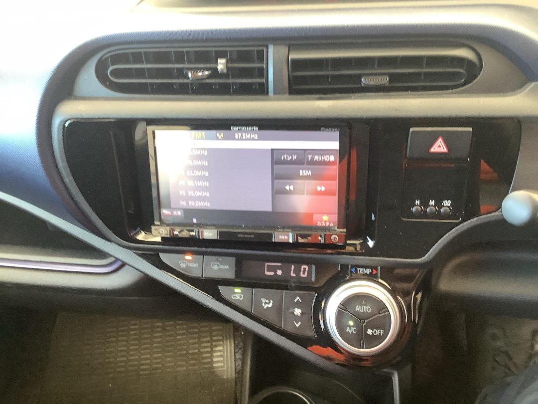 Photo '18' of Toyota Aqua