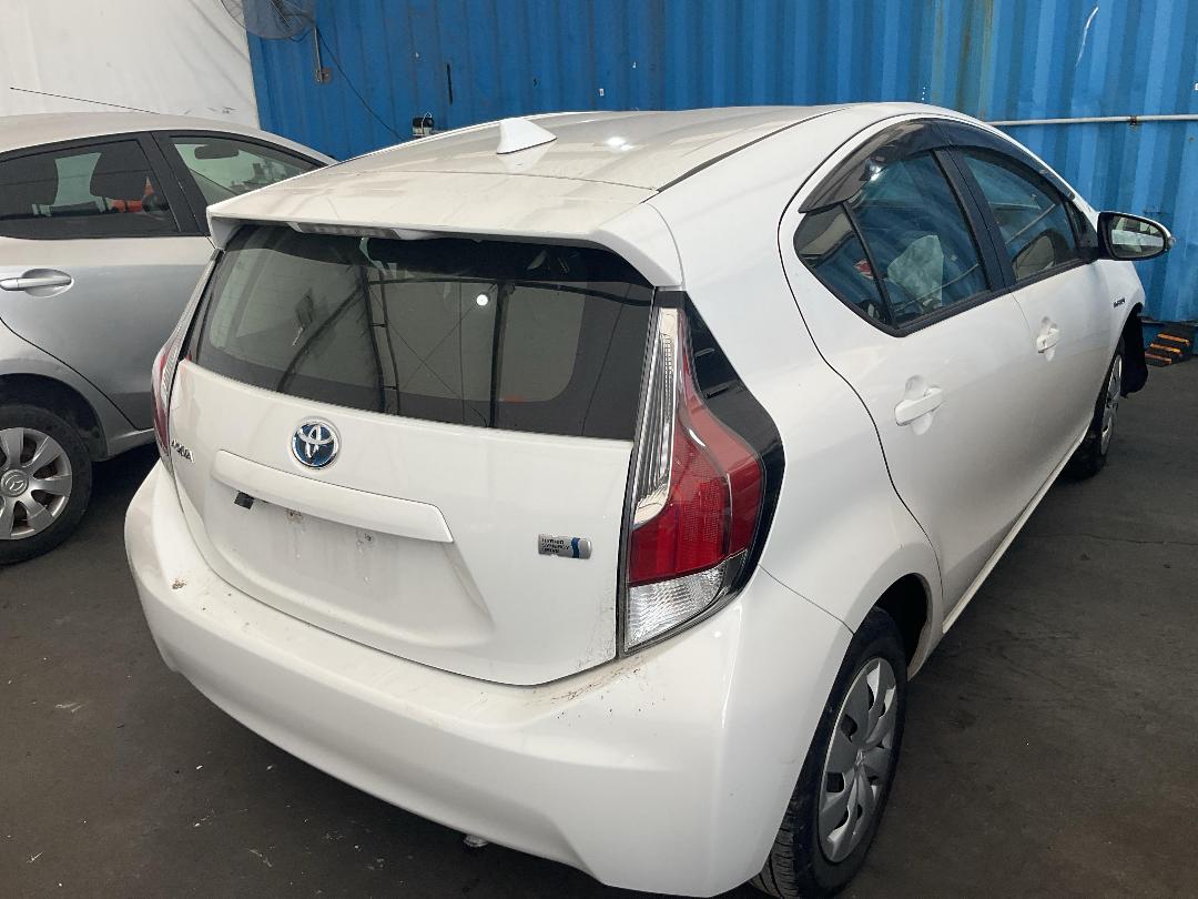 Photo '7' of Toyota Aqua