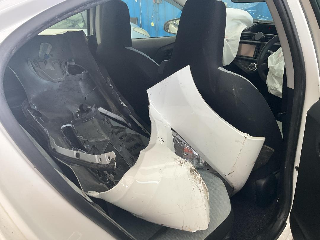 Photo '8' of Toyota Aqua