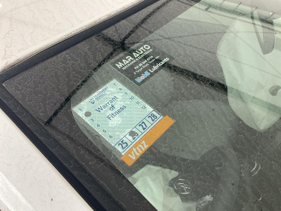 Photo '16' of Toyota Aqua