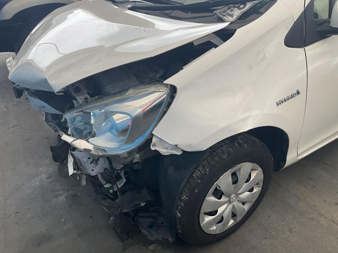 Photo '23' of Toyota Aqua