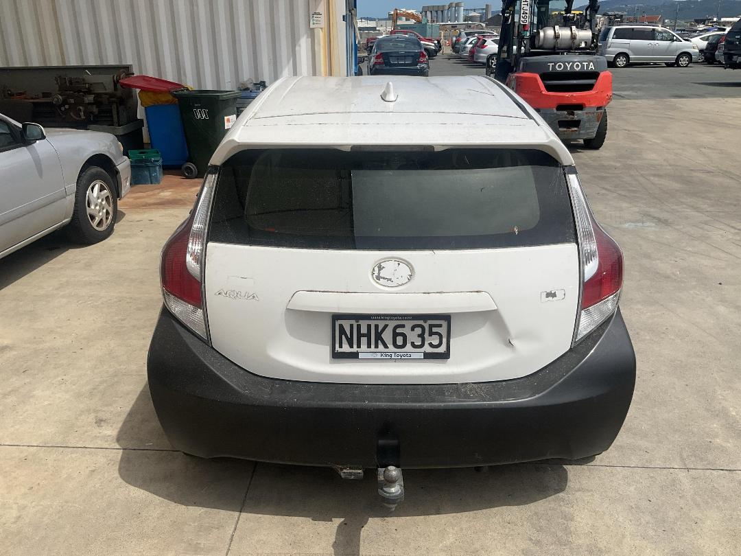 Photo '4' of Toyota Aqua