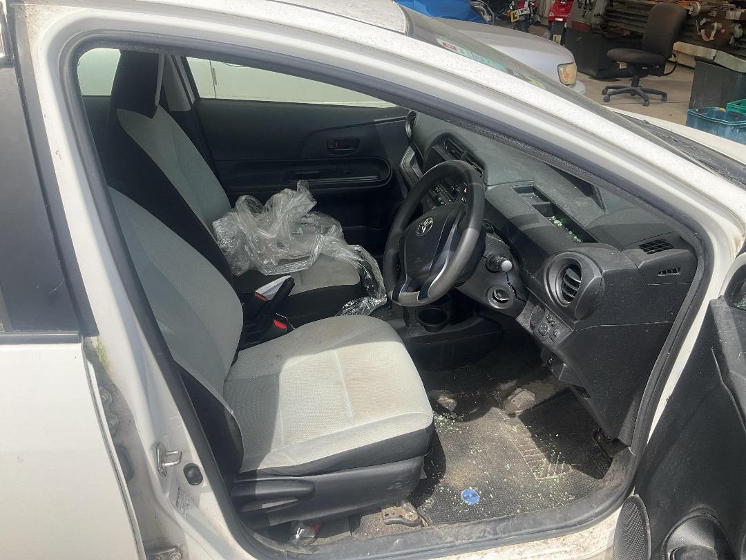 Photo '7' of Toyota Aqua