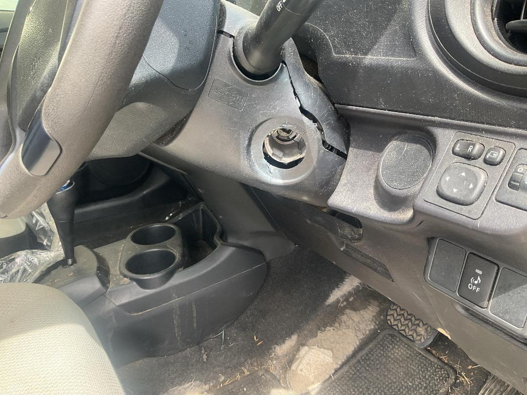 Photo '10' of Toyota Aqua