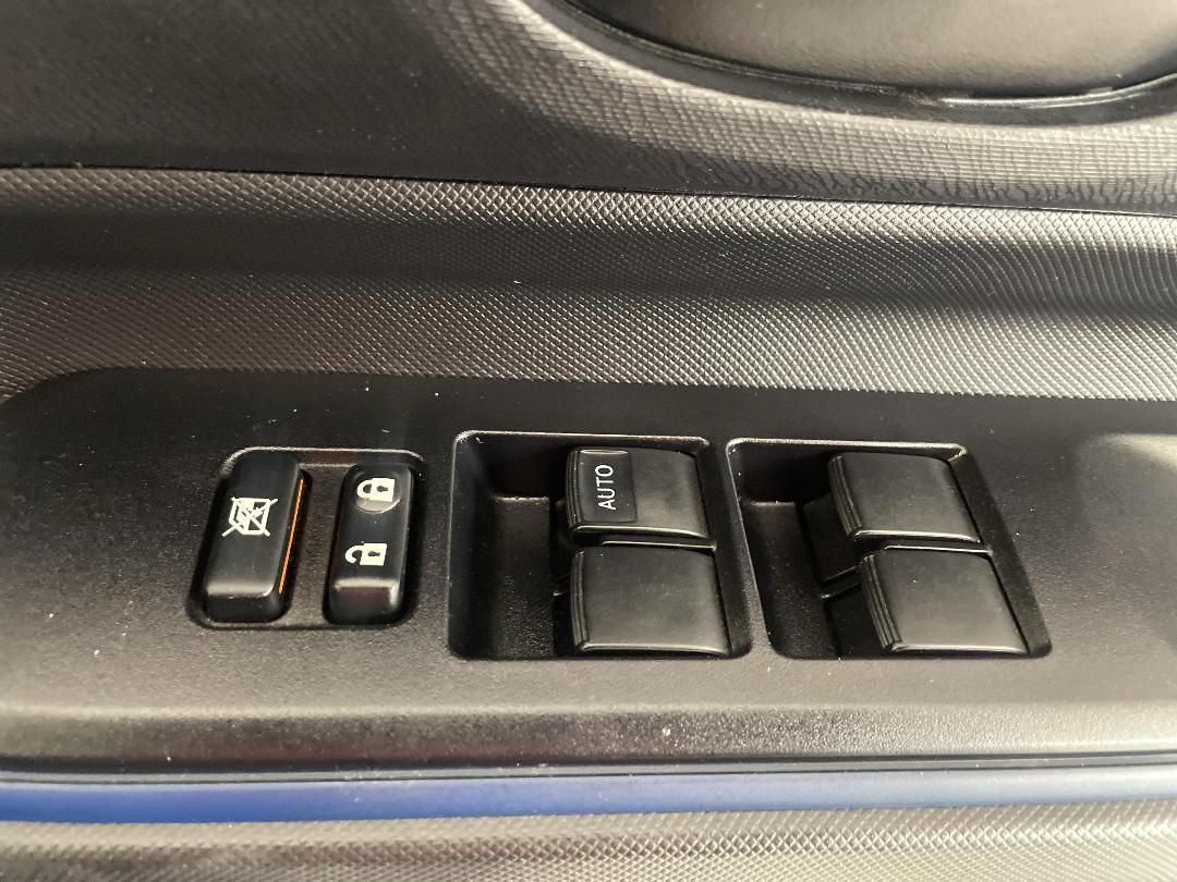 Photo '23' of Toyota Aqua Photo '23' of Toyota Aqua