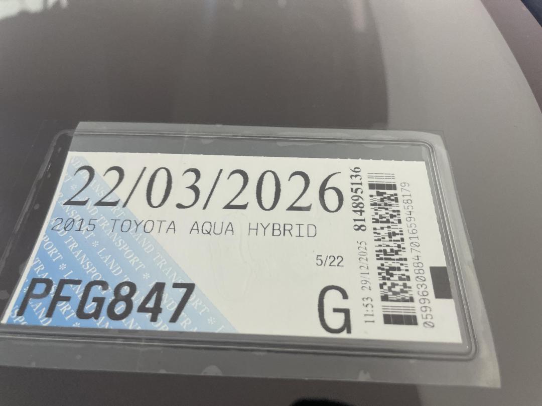 Photo '32' of Toyota Aqua Photo '32' of Toyota Aqua