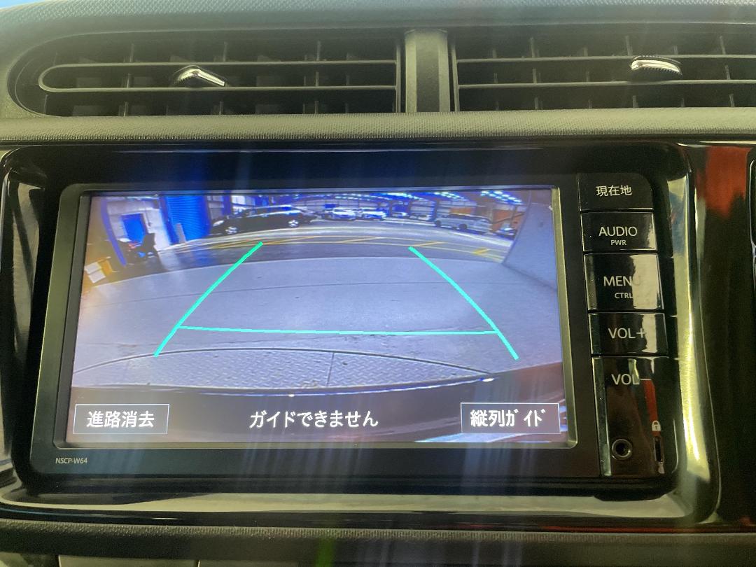 Photo '28' of Toyota Aqua Photo '28' of Toyota Aqua