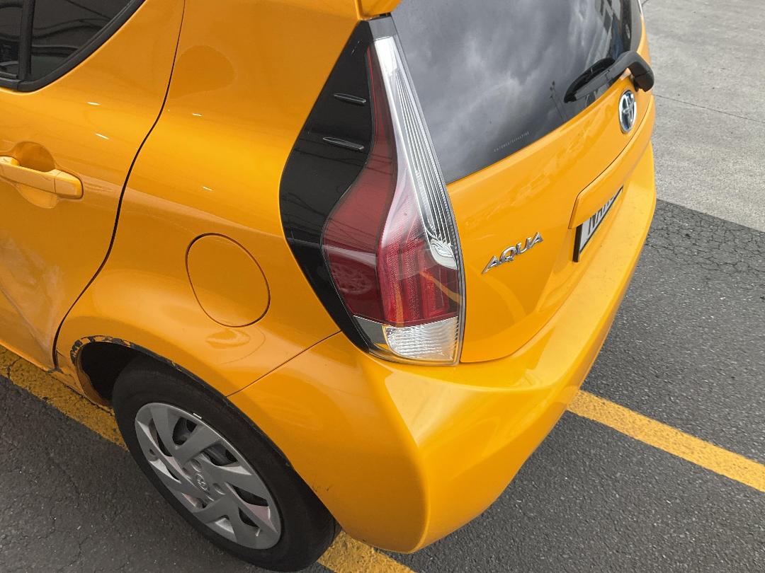 Photo '11' of Toyota Aqua Photo '11' of Toyota Aqua