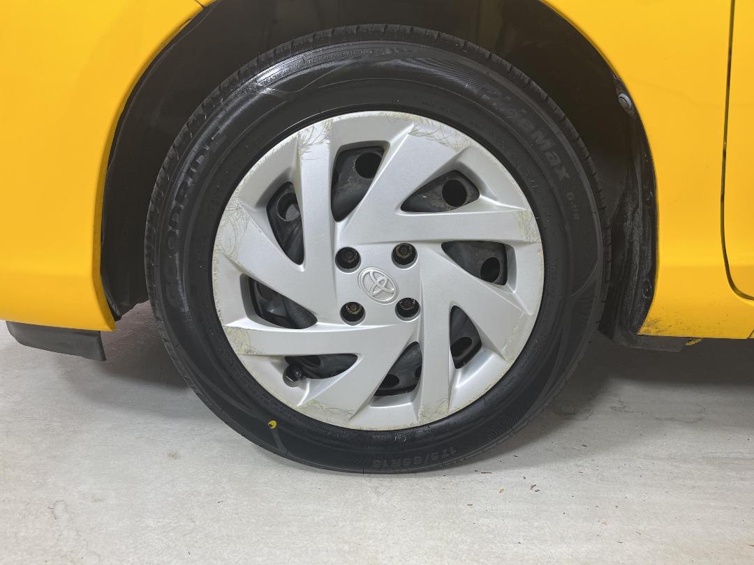 Photo '10' of Toyota Aqua