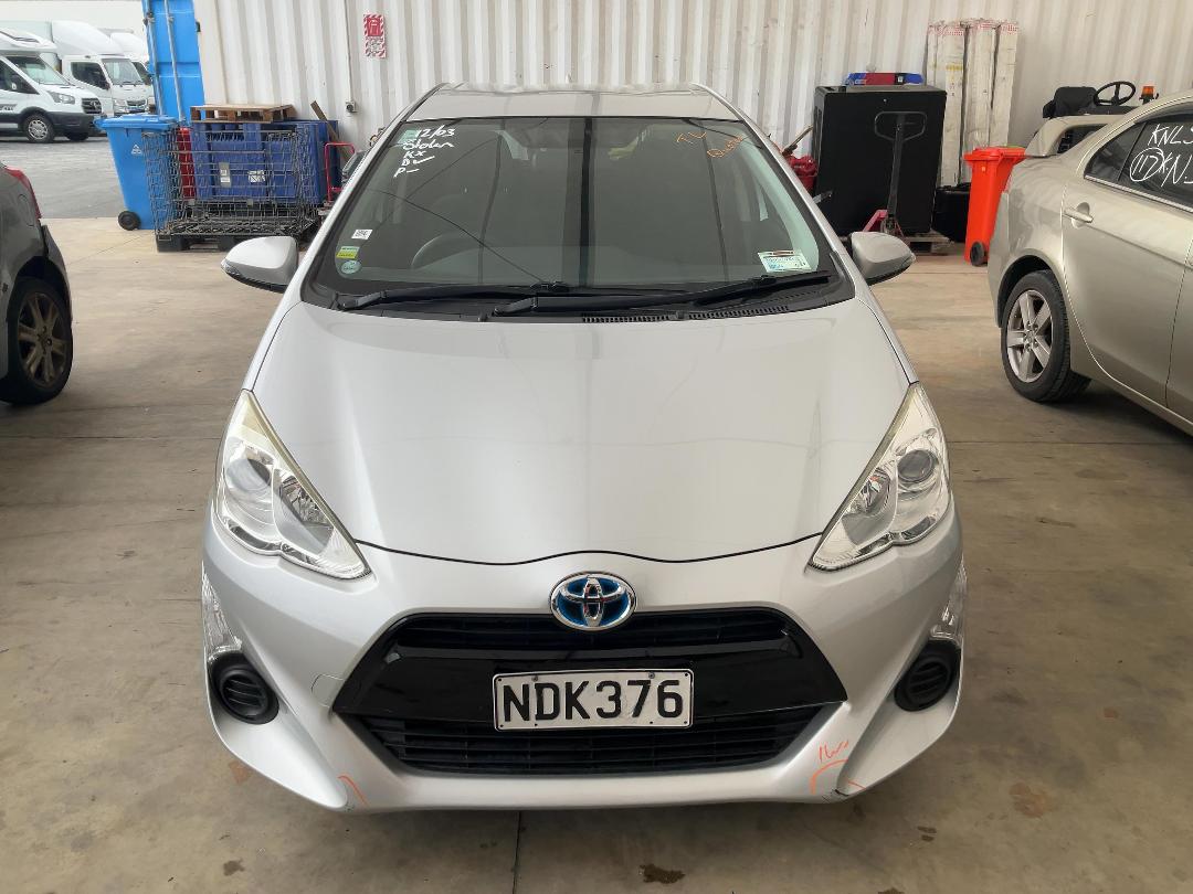 Photo '2' of Toyota Aqua Hybrid