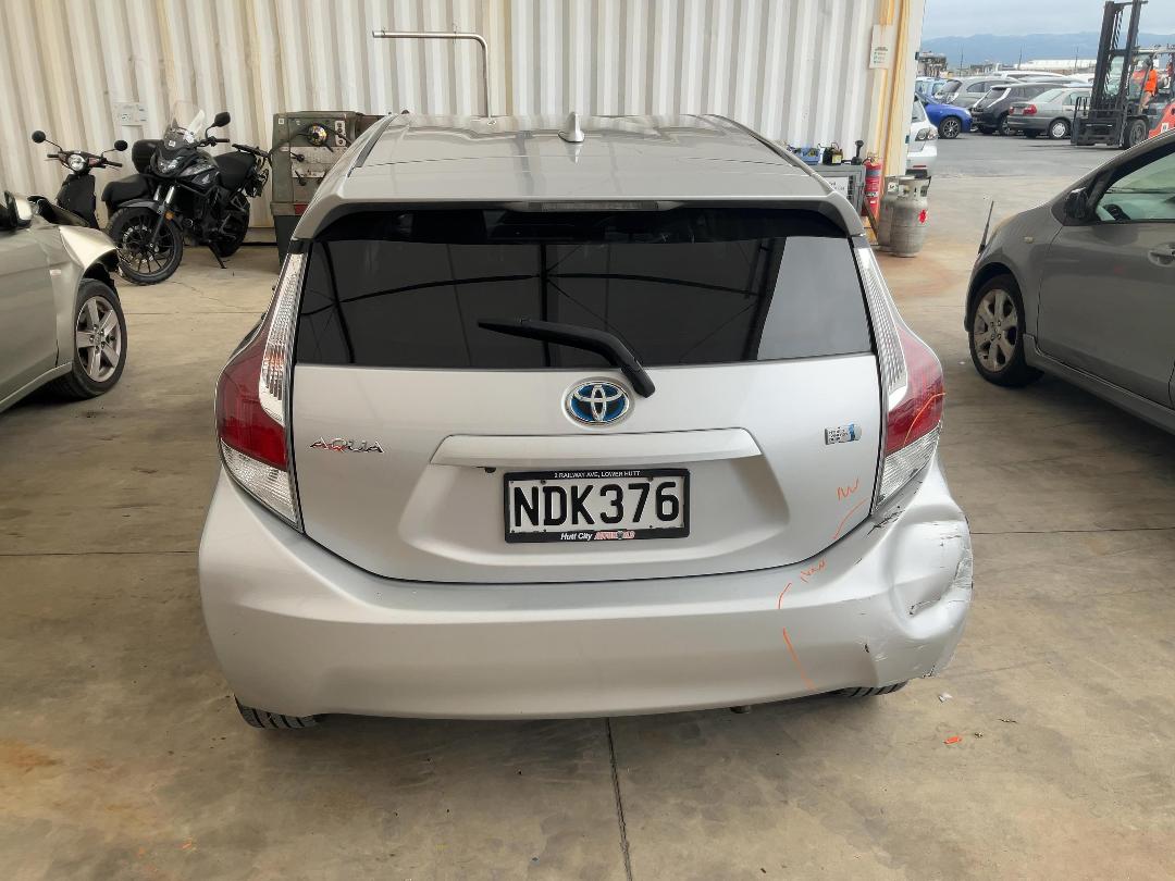 Photo '5' of Toyota Aqua Hybrid