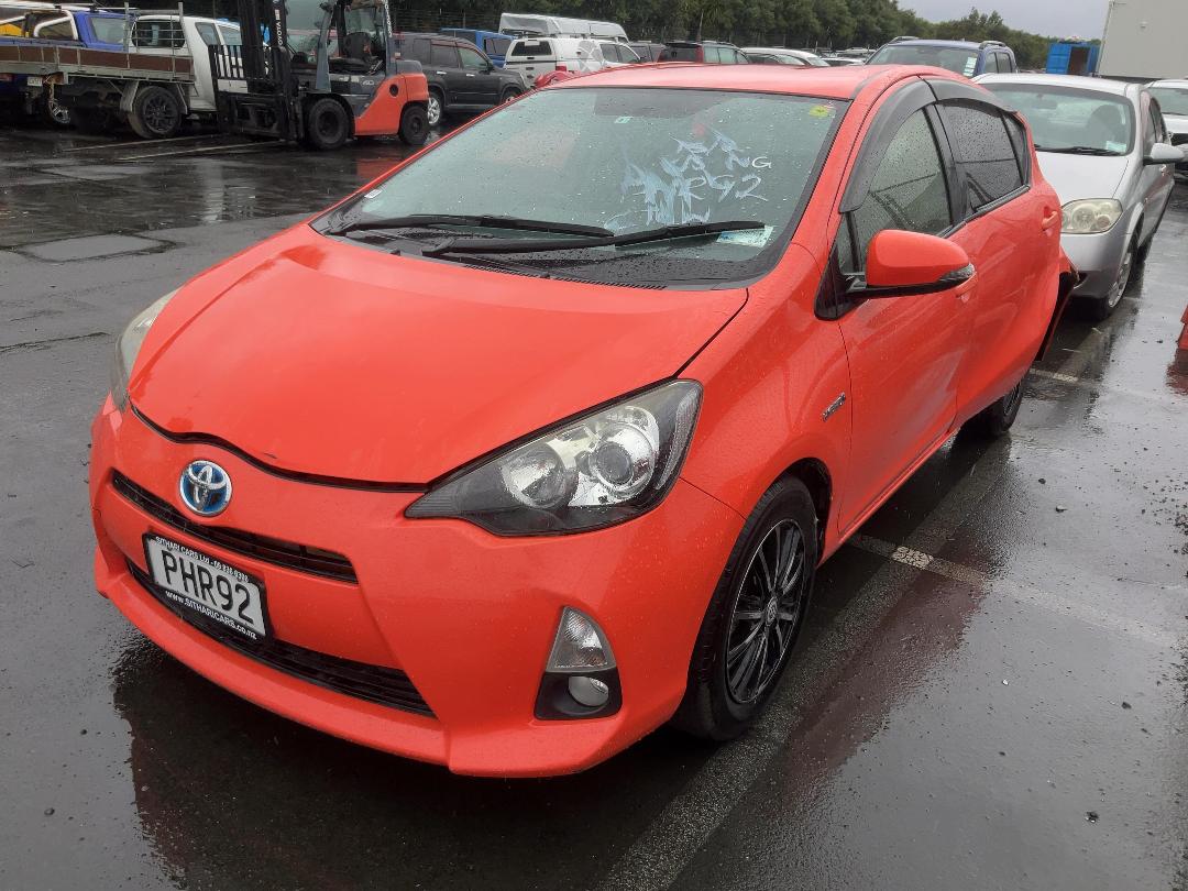 Photo '2' of Toyota Aqua