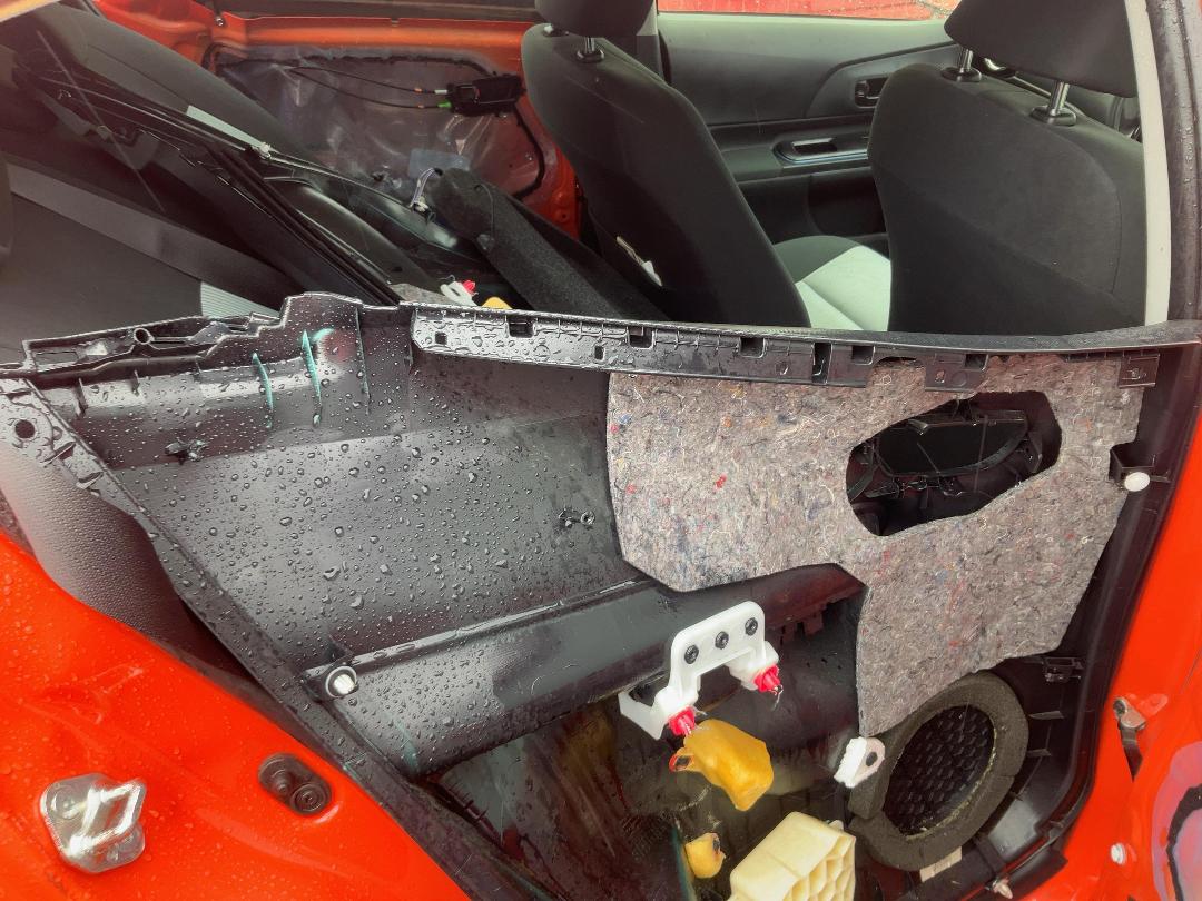 Photo '10' of Toyota Aqua