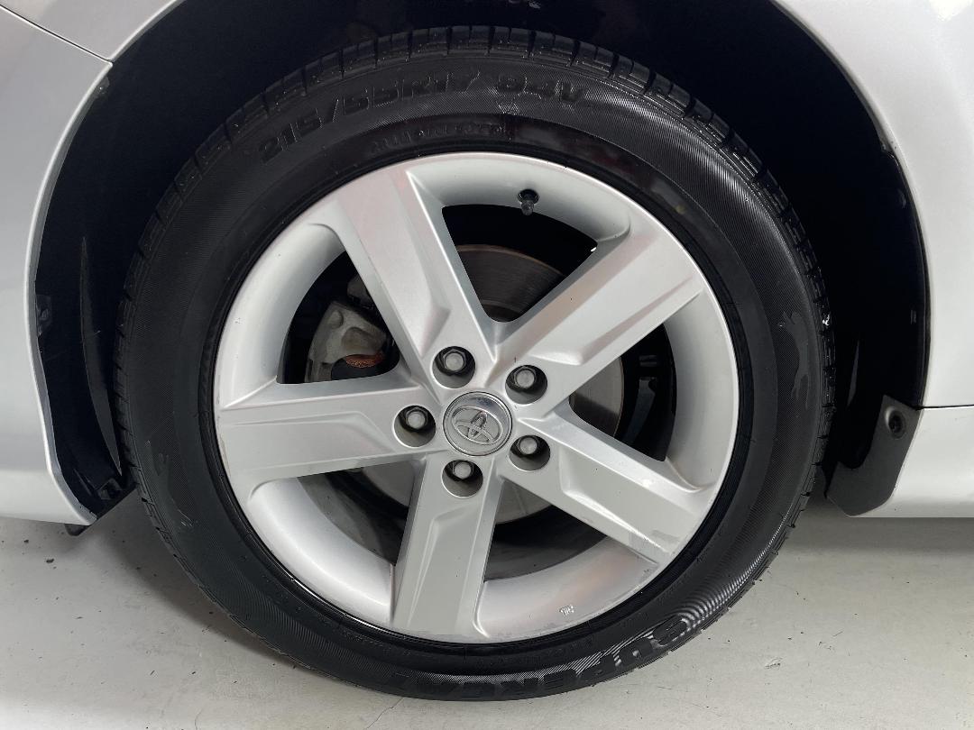 Photo '10' of Toyota Aurion